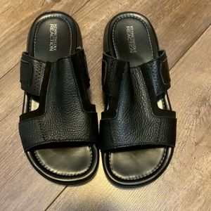 Men’s size 10 black pebbled leather, Kenneth Cole sandals. Like New.